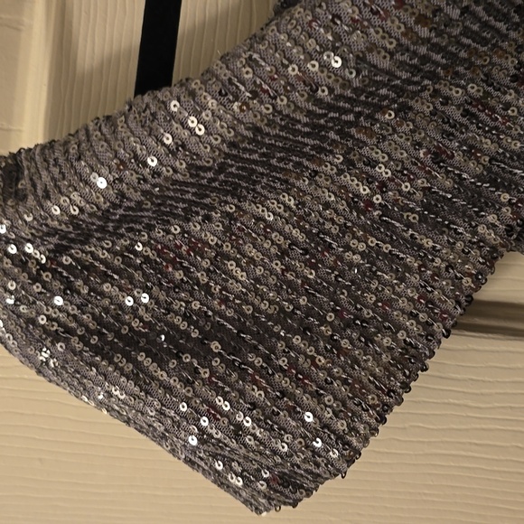 PREMIER AMOUR BRAND WOMEN'S GRAY SEQUIN PARTY TOP SIZE LARGE - Picture 5 of 14